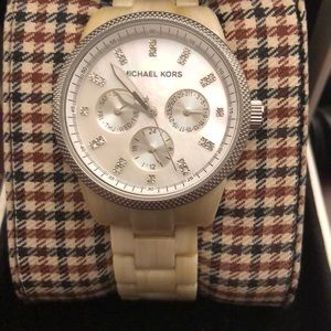 MICHAEL KORS watch